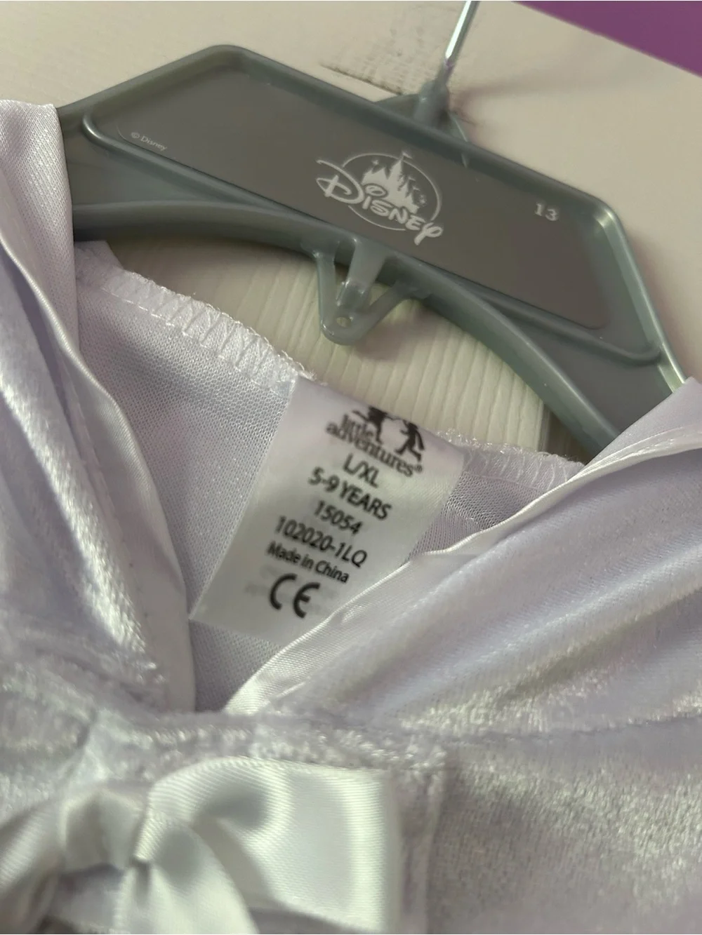 Little adventures white princess cloak size L/XL 5-9 years with hood soft comfy